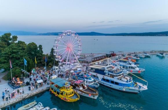 App Borna Apartment Crikvenica Bagian luar foto