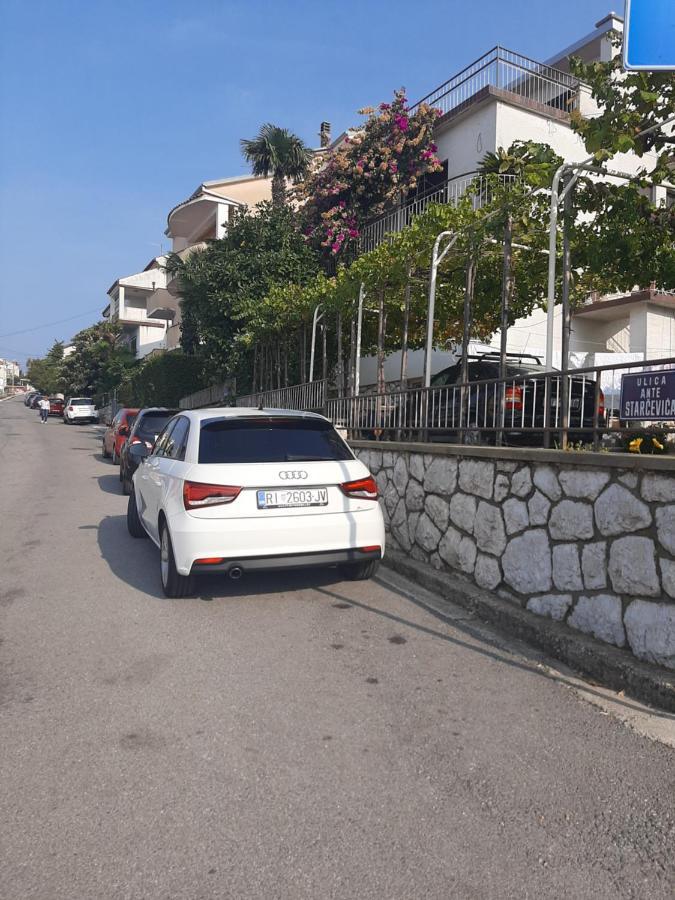App Borna Apartment Crikvenica Bagian luar foto